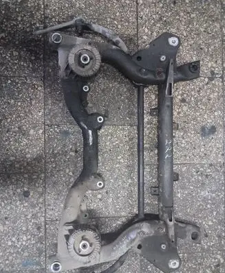 Mercedes-Benz C W204 Front subframe