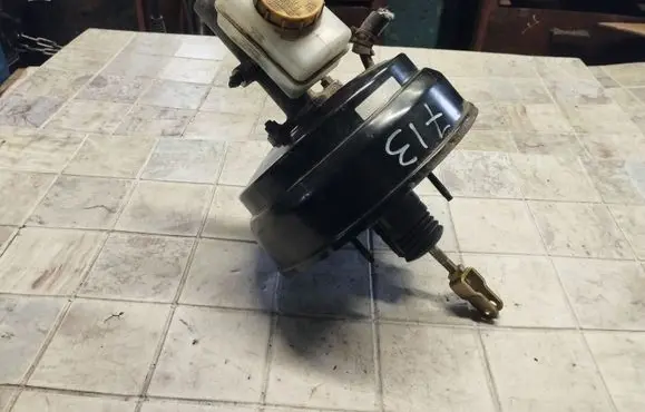 Subaru Forester SF Brake booster 86406010