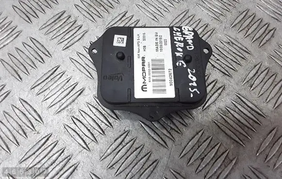 Jeep Grand Cherokee Light module LCM 90042672