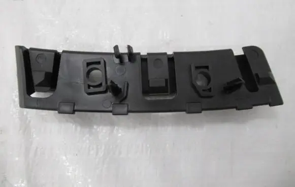 Peugeot 508 Fender mounting bracket 9686570380
