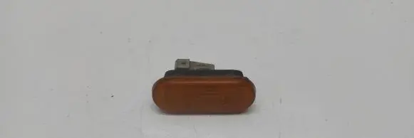 Volkswagen Golf III Front fender indicator light 3A0949117A