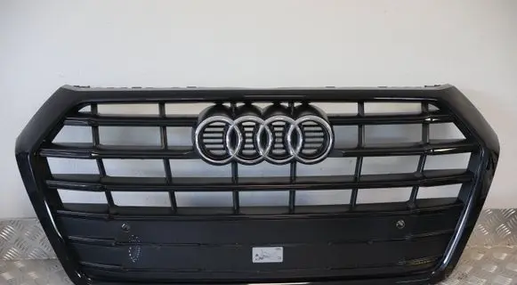 Audi Q5 SQ5 Front bumper upper radiator grill 80A853651C 80A853651E 80A853651D