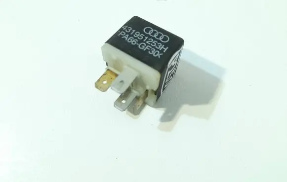 Audi A4 S4 B5 8D Other relay 431951253H
