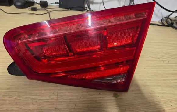 Audi A8 S8 D4 4H Tailgate rear/tail lights 4H0945094A 596504