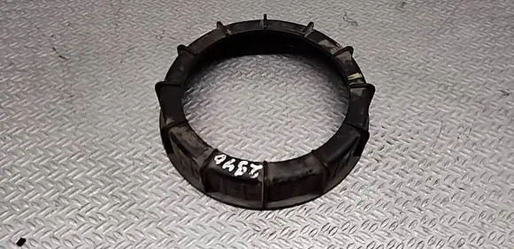 Mazda 3 I In tank fuel pump screw locking ring/nut 2S619C385AA