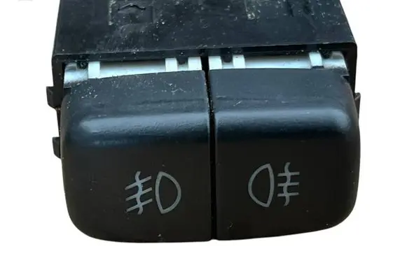 Mitsubishi Outlander Fog light switch 6L15