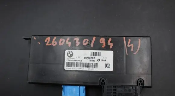 BMW X3 F25 Gateway control module 9282285 121352 1237736