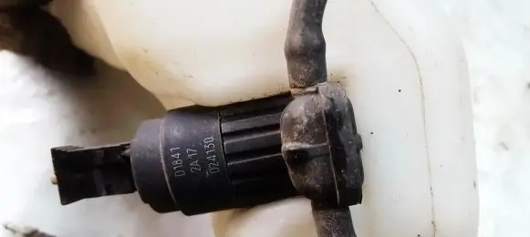 Windscreen/windshield washer pump