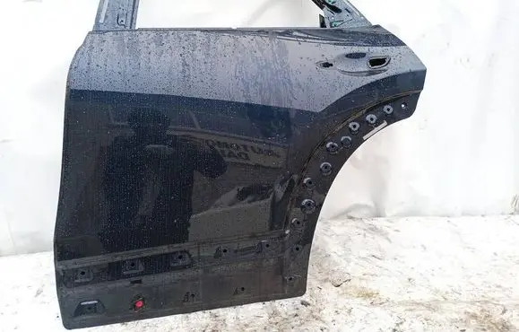 Mazda CX-30 Rear door 