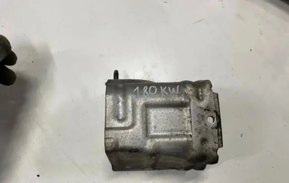 BMW 5 F10 F11 Heat shield in engine bay 7801644