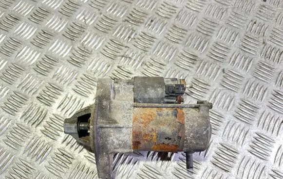Toyota Yaris Starter motor