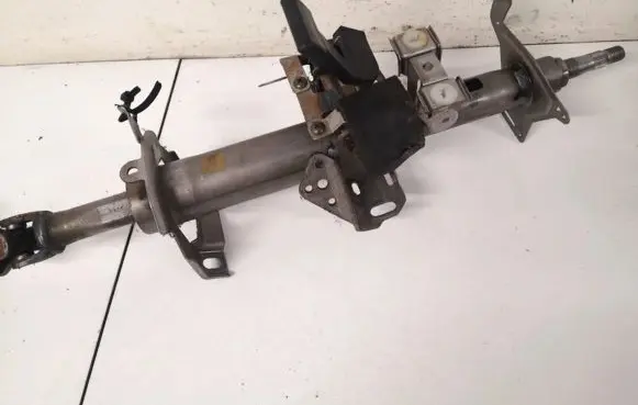 Nissan X-Trail T30 Steering wheel axle