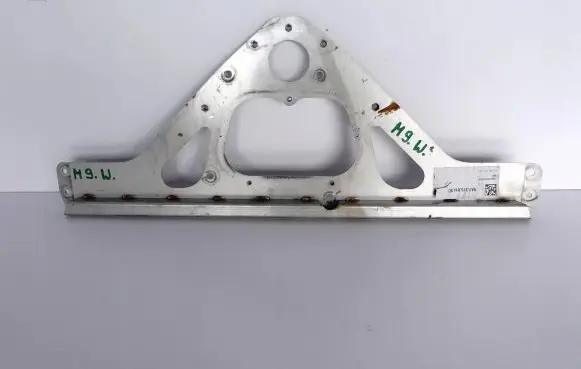 Porsche 911 991 Engine mounting bracket 9A13750149C