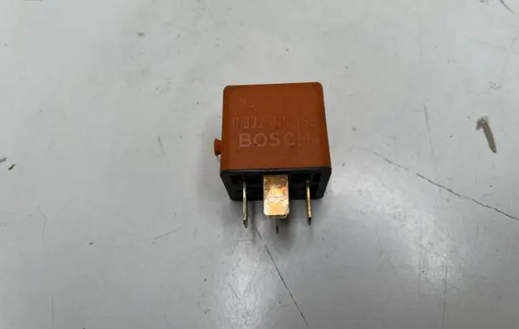 BMW 3 E46 Other relay 1378238