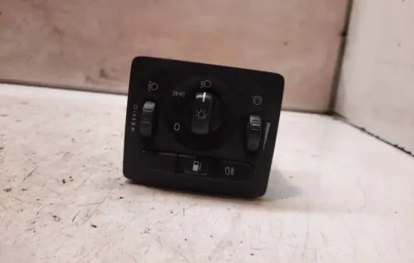 Volvo V50 Light switch 30669734 19206 04W44T