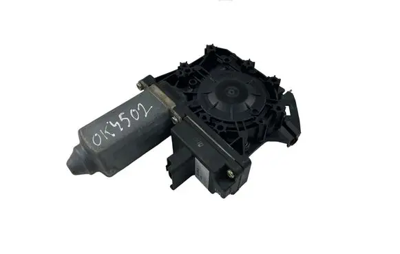 Peugeot 807 Rear door window regulator motor 32261604