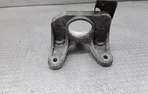 Renault Trafic II (X83) Gearbox mounting bracket 8200219372A