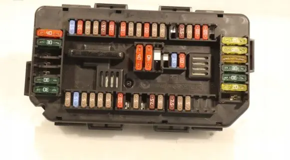 BMW 1 F20 F21 Fuse box set 922487903