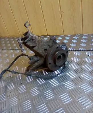 Citroen Xsara Picasso Front wheel bearing hub 
