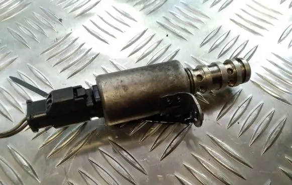 Citroen C4 I Picasso Camshaft vanos timing valve V75944828001