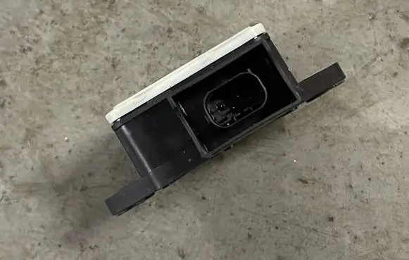 BMW 5 E60 E61 ESP (stability system) control unit 6774602 0265005681 7005950