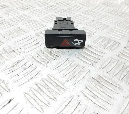 Nissan X-Trail T31 Hazard light switch 06016