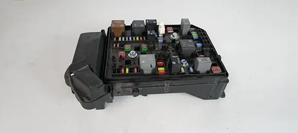 Opel Astra K Fuse box set 39119223