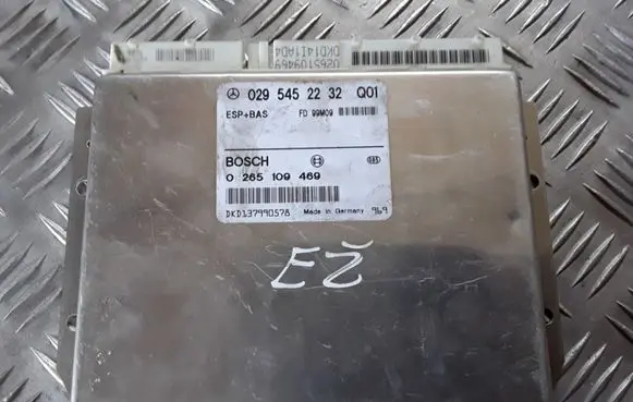 Mercedes-Benz E W210 ABS control unit/module 0295452232Q01 0265109469 FD99M09