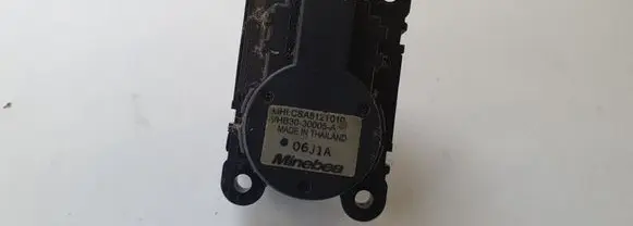 Mitsubishi Outlander A/C air flow flap actuator/motor 