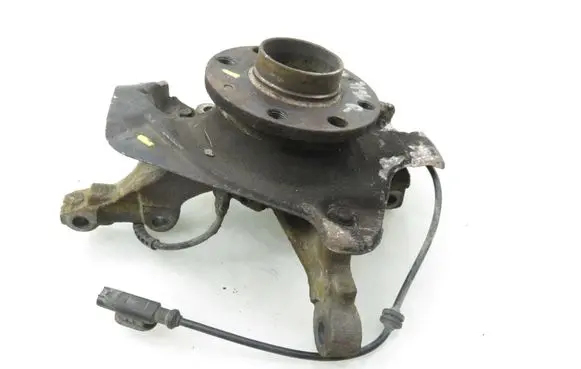 Opel Corsa D Front wheel hub spindle knuckle 