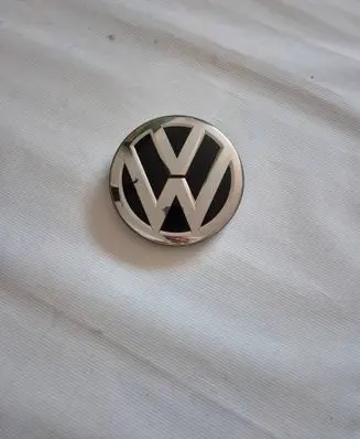 Volkswagen T-Roc Manufacturer badge logo/emblem 2GA853601