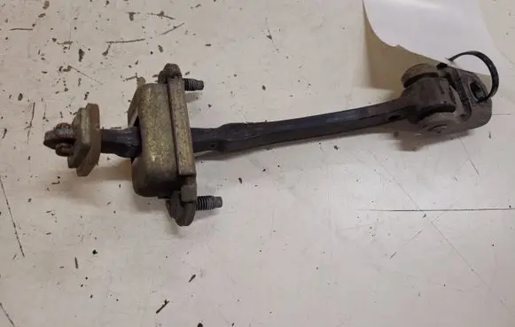 Citroen C4 I Rear door check strap stopper