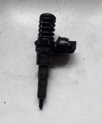 Fuel injector