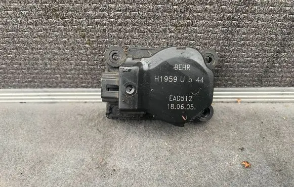 Citroen C4 I A/C air flow flap actuator/motor H1959UB44 H1959
