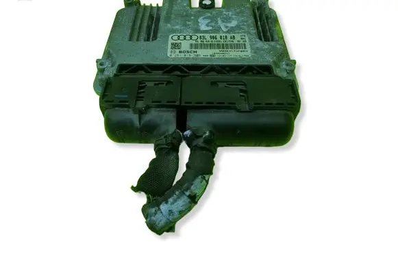 Audi A3 S3 8P Engine control unit/module 03L906018AB 03L906018AG 0281016306