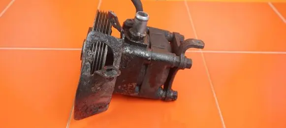 Volvo XC60 Power steering pump 6G913A696NA 19MB22