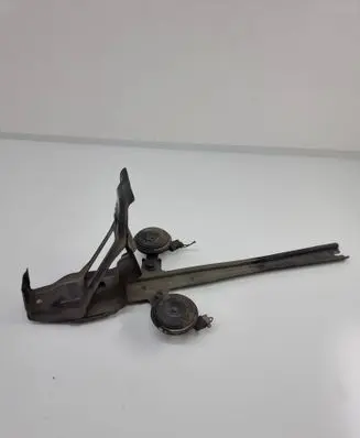 Toyota Avensis T270 Radiator support slam panel bracket 8652005050
