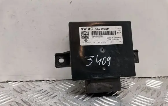 Volkswagen PASSAT B7 Power management control unit 3AA919041