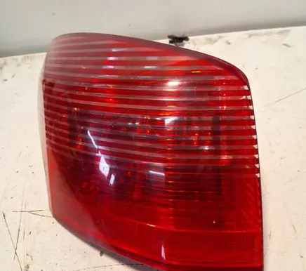Peugeot 407 Rear/tail lights PBTGF20 PPTD40