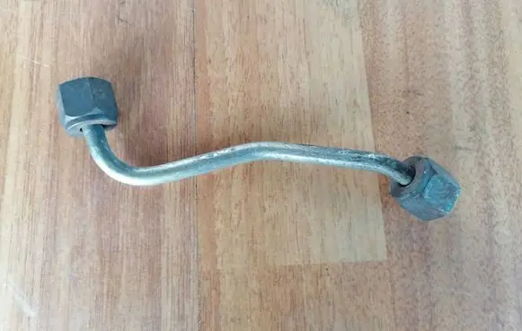 BMW 7 E65 E66 Fuel injector supply line/pipe 13537804242 7804242