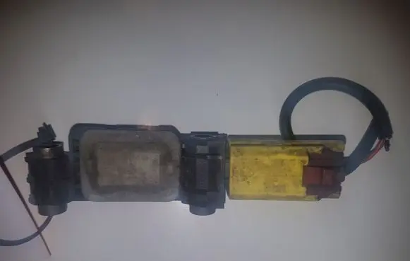 Audi A4 S4 B6 8E 8H Airbag deployment crash/impact sensor 8E0959651A