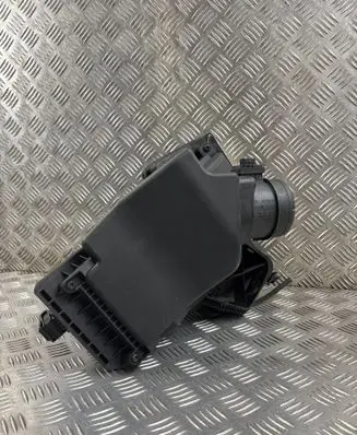 Audi A4 S4 B8 8K Air filter box 8K0133837BF