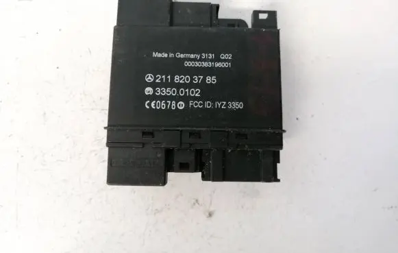 Mercedes-Benz CLS C219 Other control units/modules 2118203785 33500102