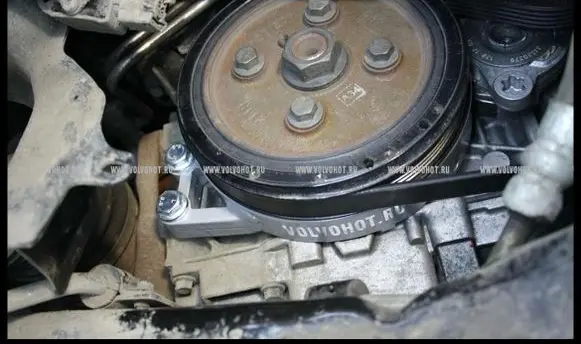 Volvo XC60 Timing belt guard (cover) VH31359568
