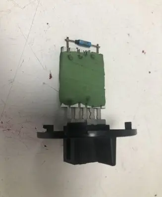 Citroen DS3 Heater blower fan relay P2942001 13985
