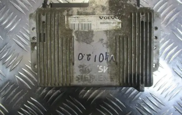 Volvo S40, V40 Engine control unit/module 30850997