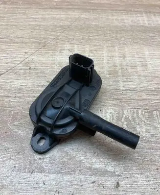 Ford Focus Exhaust gas pressure sensor 3M5A5L200AB NEISIEKELE