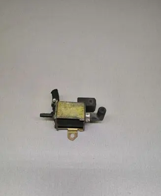 Volkswagen PASSAT B5.5 Turbo solenoid valve 026906283H 00T097 A2161000