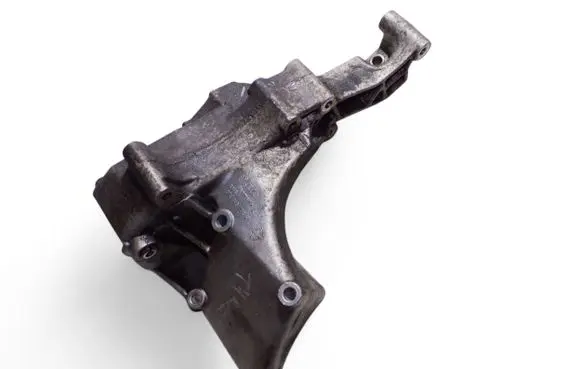 Volkswagen Transporter - Caravelle T4 Generator/alternator bracket 074145169F