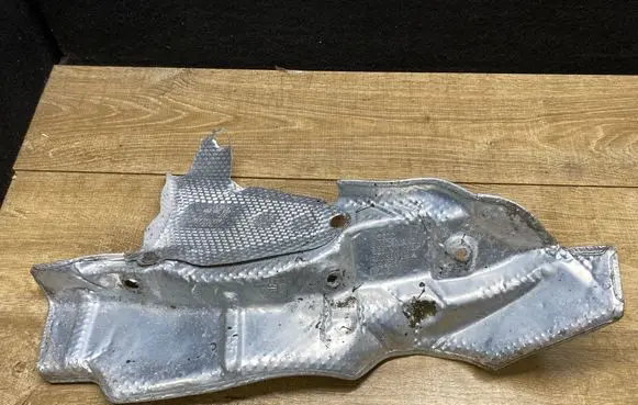 Audi A6 S6 C7 4G Heat shield in engine bay 4G0399299A